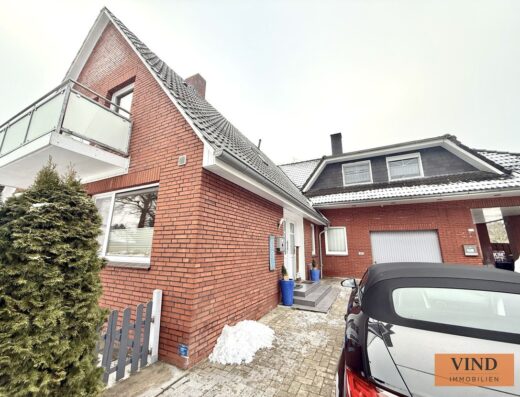 Zweifamilienhaus mit großem Grundstück in Westoverledigen!