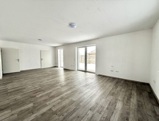 Großzügiges Einfamilienhaus mit großem Grundstück in Jade! Bezugsfrei