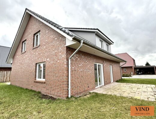 Großzügiges Einfamilienhaus mit großem Grundstück in Jade! Bezugsfrei